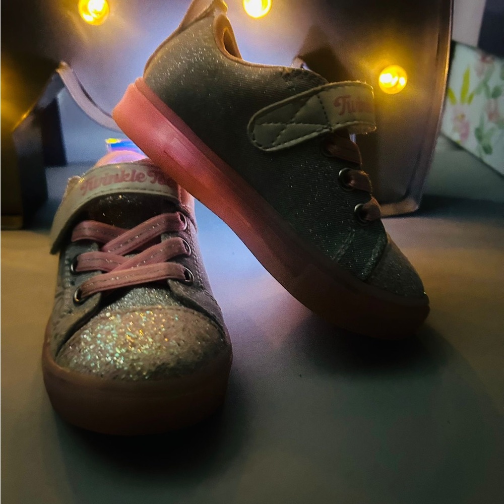 Skechers Kids Sneakers - Glitter Gray and Pink